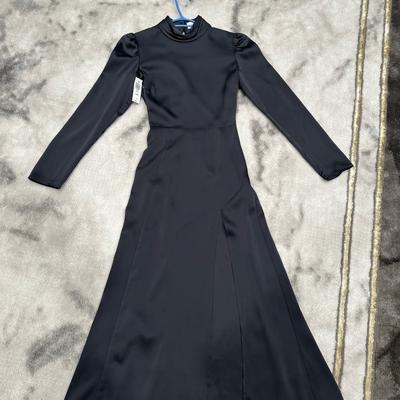 Aritzia Wilfred Baja dress - Picture 4 of 6